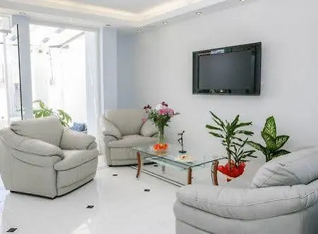 Finikas Hotel
